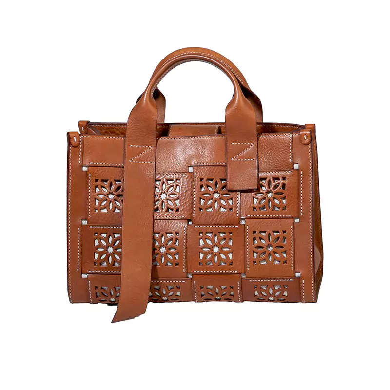 Bolsa crossbody de couro oco